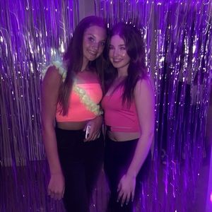 Meet your Posher, Ava